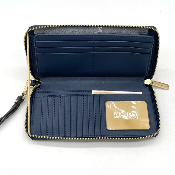 Michael Kors Large Continental Wallet Wristlet - Picture 5 of 6